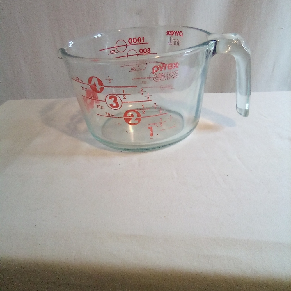 PYREX Glass Measuring Cup 4-Cup  1 Quart  Red Letters 100 Year Anniversary